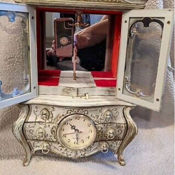 French 1960’s music jewelry box